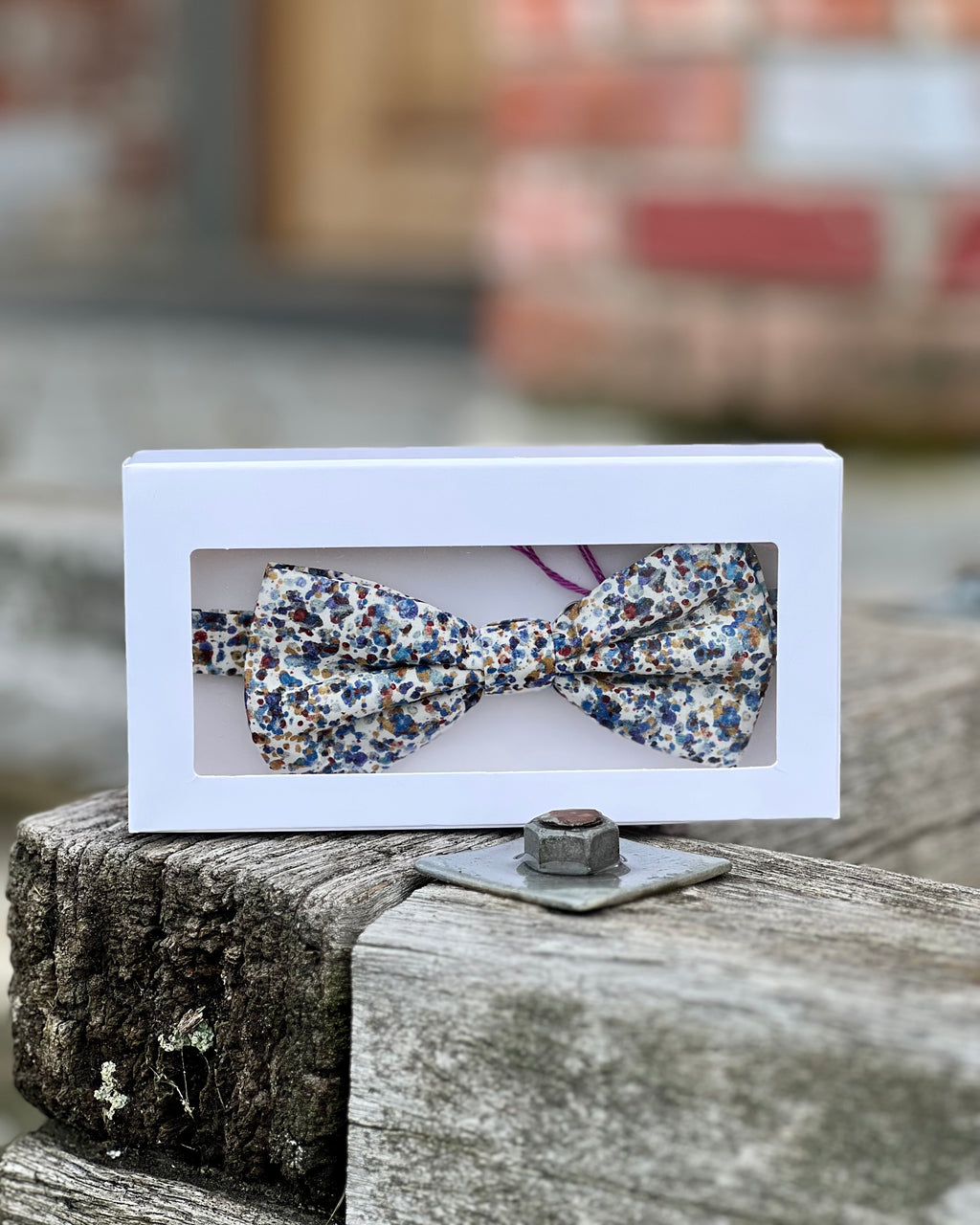 Self-tie Bow tie in speckled Liberty Tana Lawn 