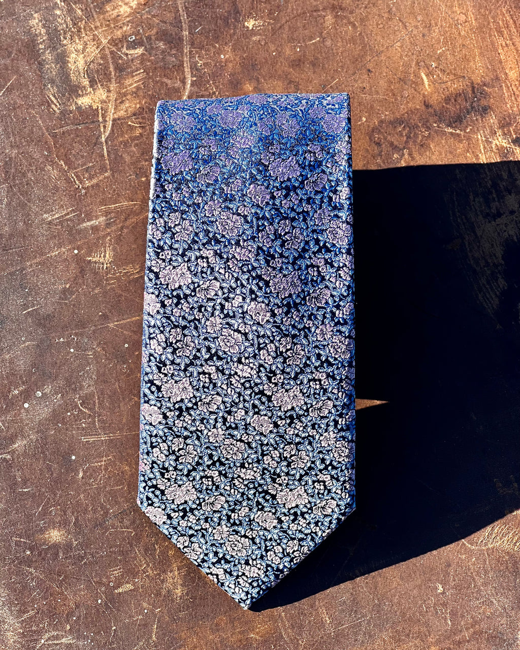 Silk tie by Silandro in micro floral pattern