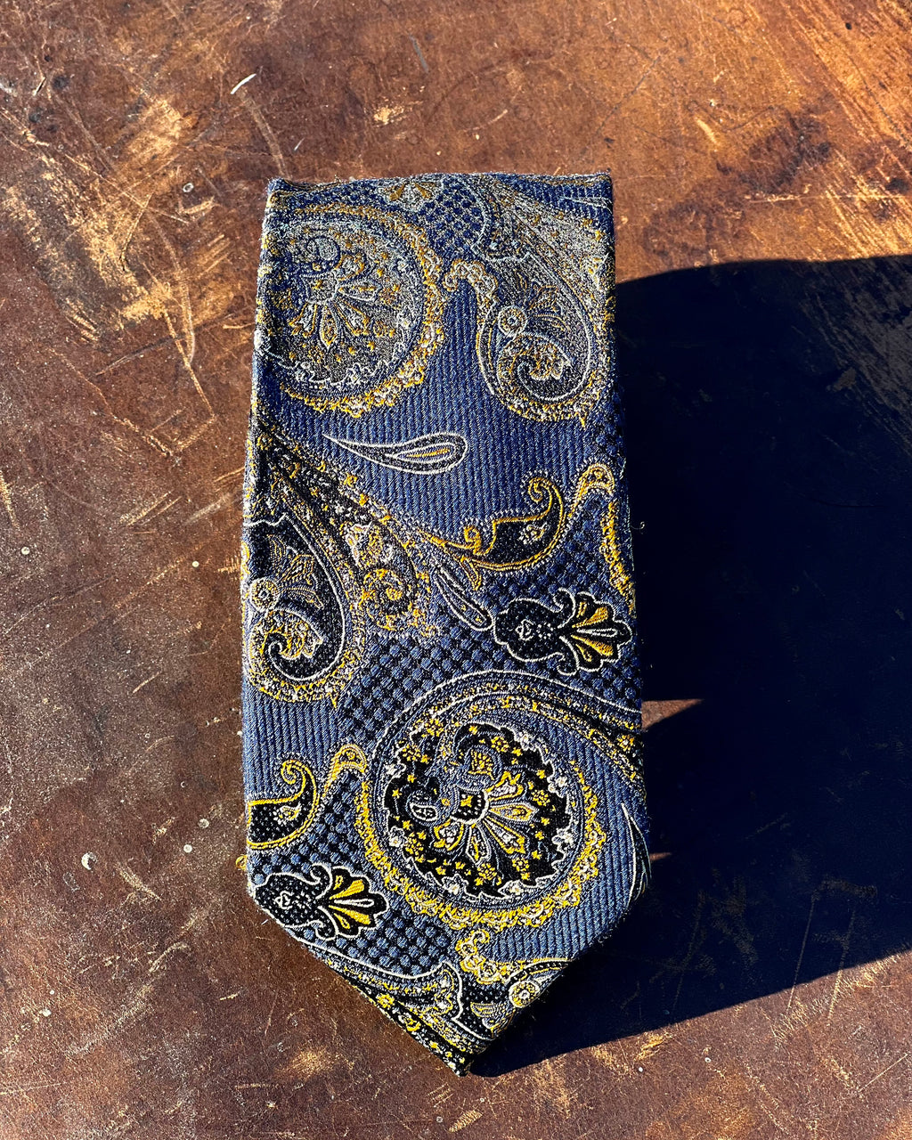 Silk Paisley tie by Silandro