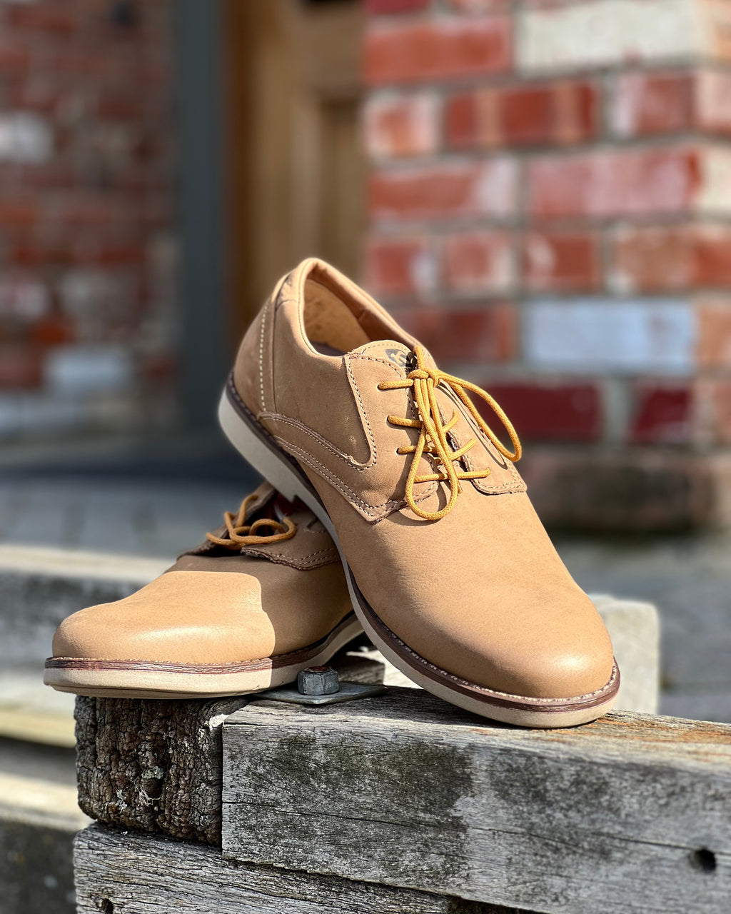 Leather lace-up shoes for men by Kildare