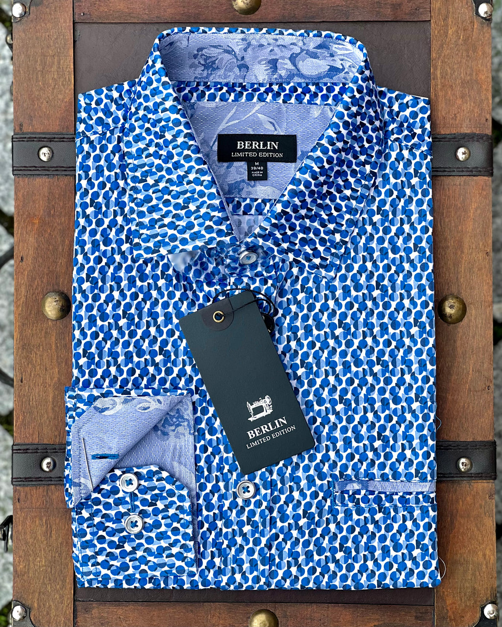 Berlin | Long-sleeve Shirt | 100% Cotton | Blue Spot