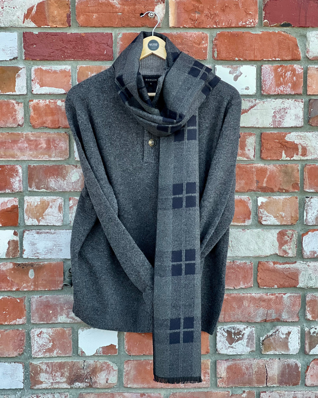 AUTN | Men's Patterned Scarf | Wool-Cotton Blend | Grey & Navy