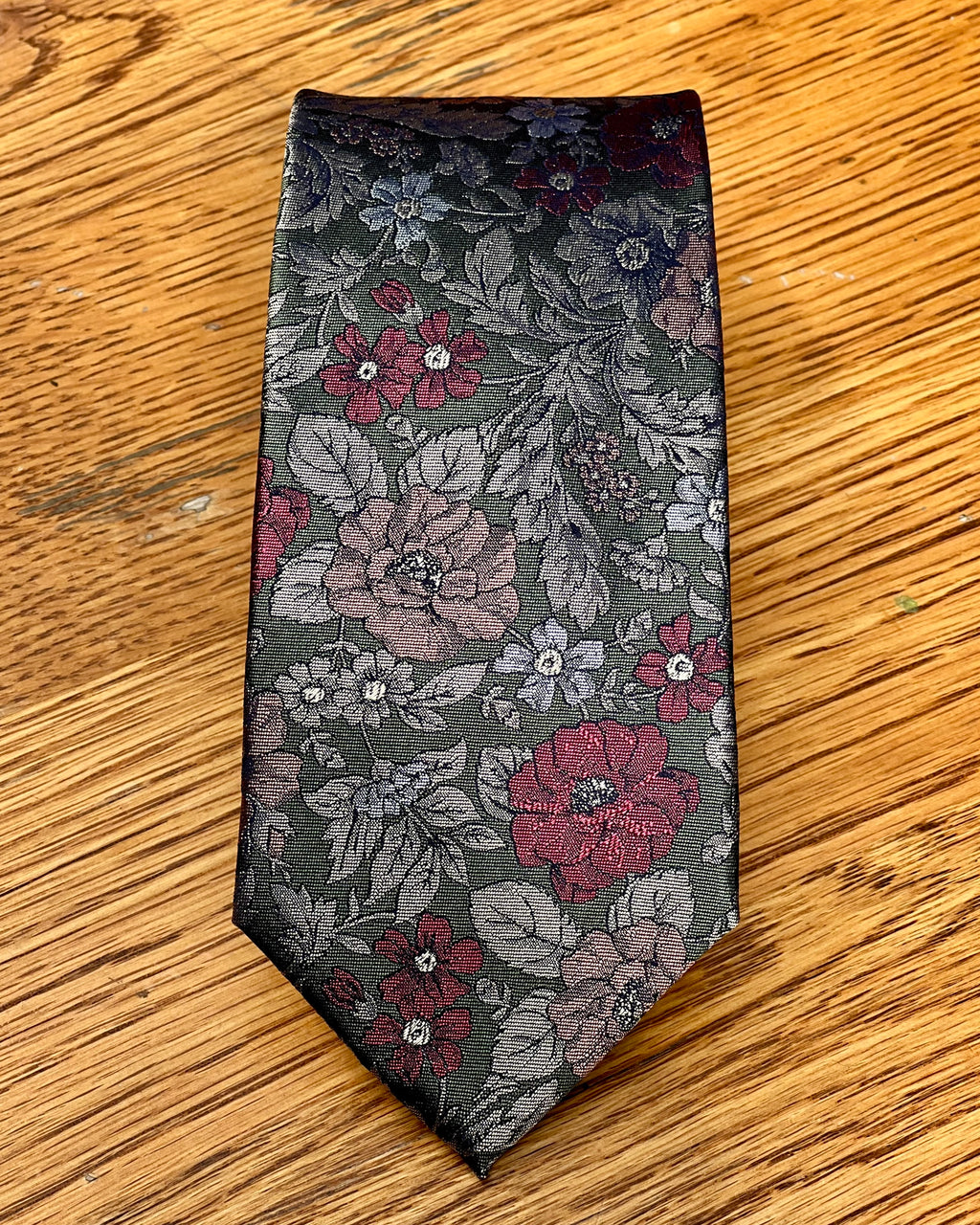 Silandro | Pure Silk Tie | Dark Green Floral