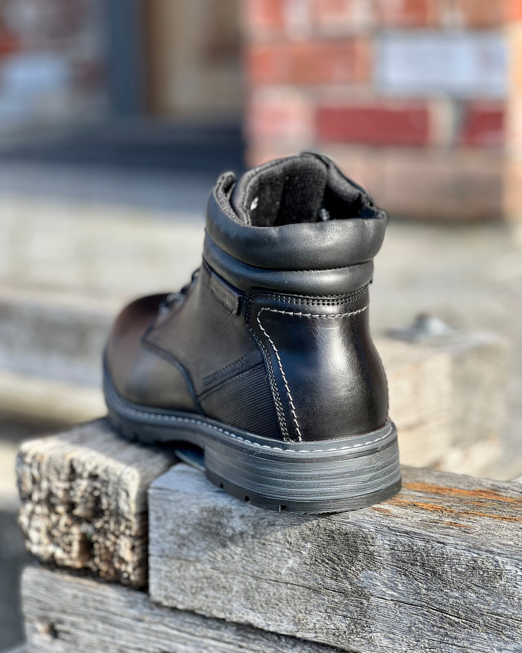 Stylish casual leather boot by Londons Life