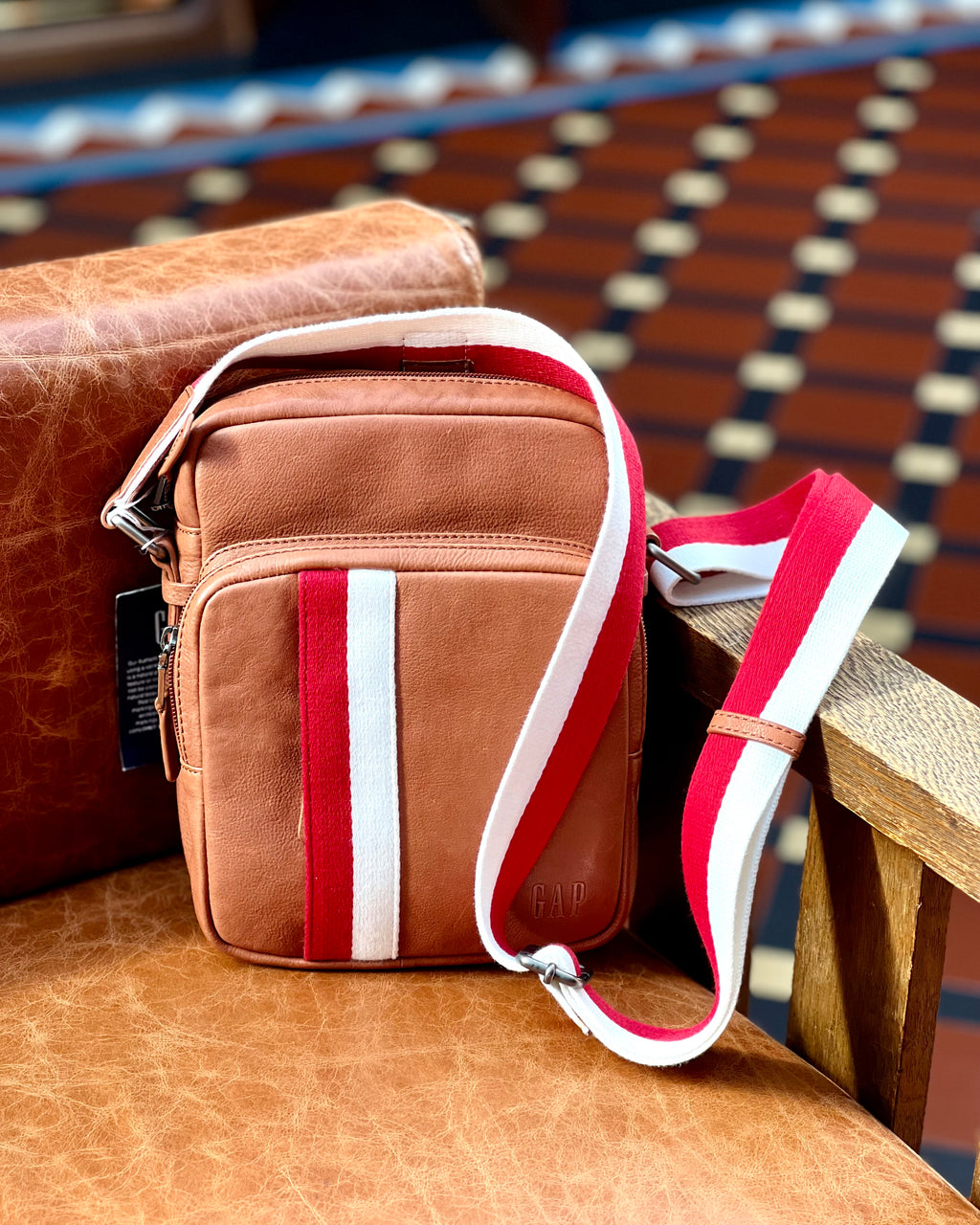 GAP | Shoulder Bag | Genuine Leather | Tan