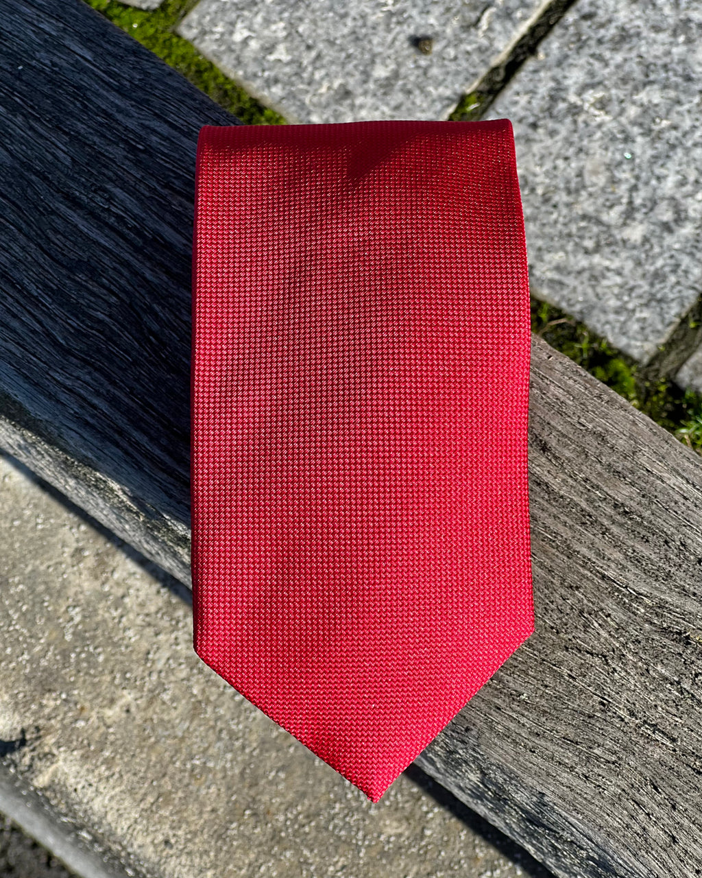 Munns | Bright Red Tie