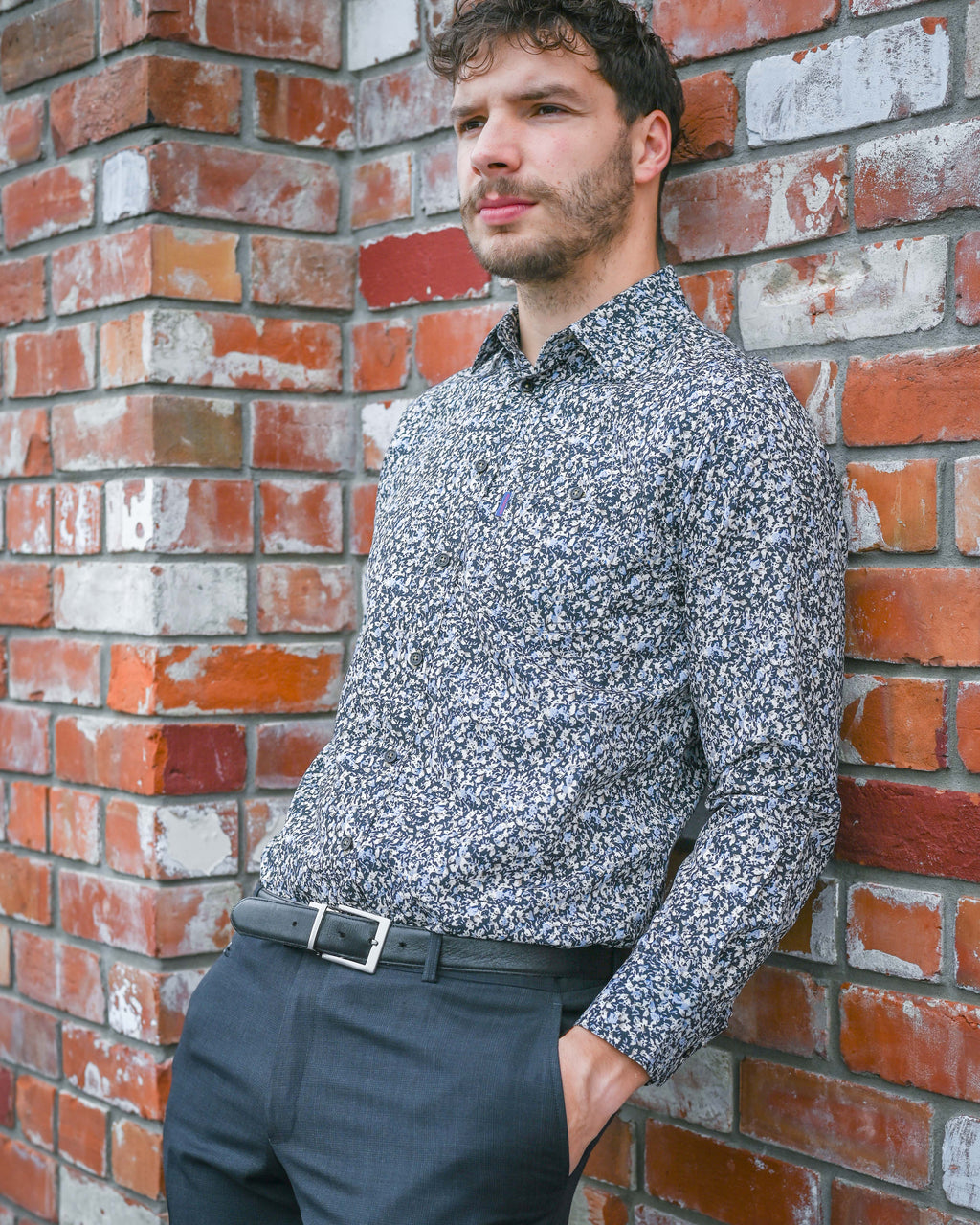 Portobello Road | Long-sleeve Shirt | Iron-cheater Fabric | Blue Floral Print