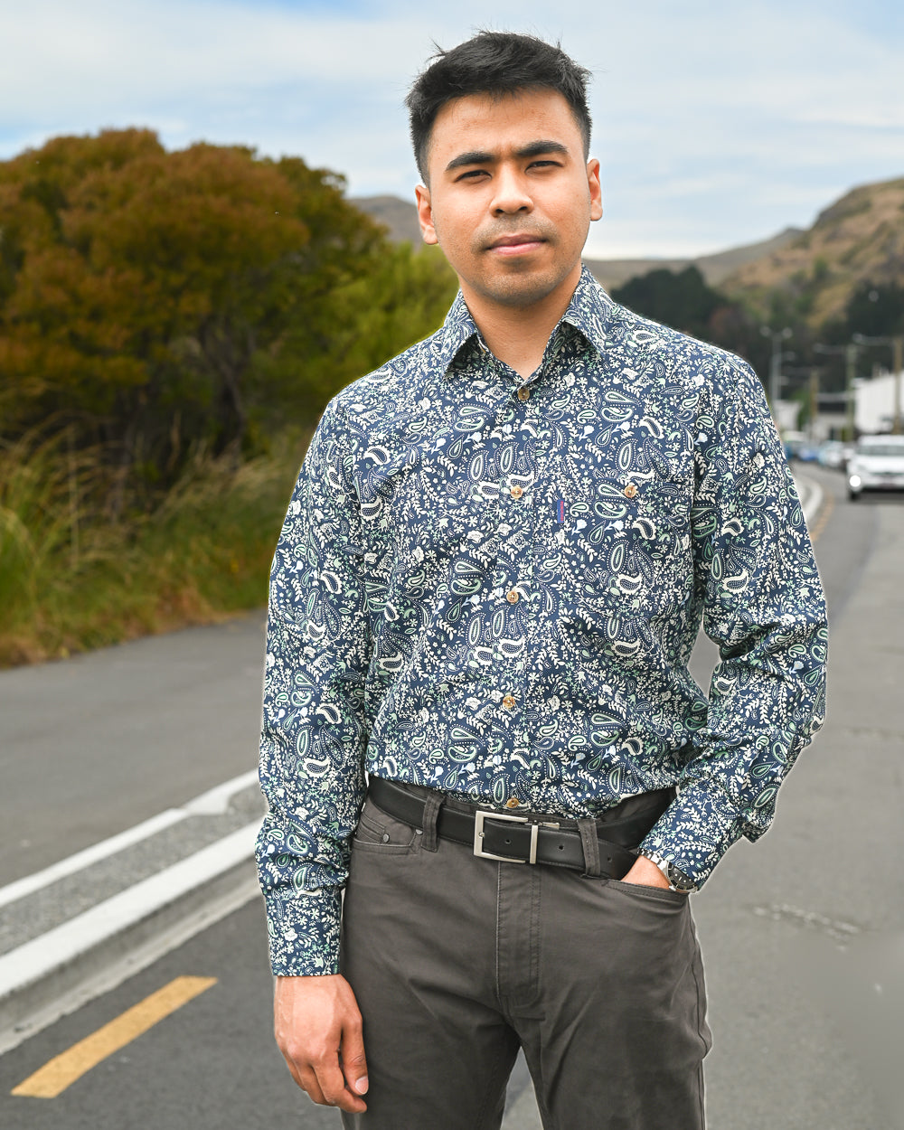 Portobello Road | Long-sleeve Shirt | Iron-cheater Fabric | Blue & Green Paisley