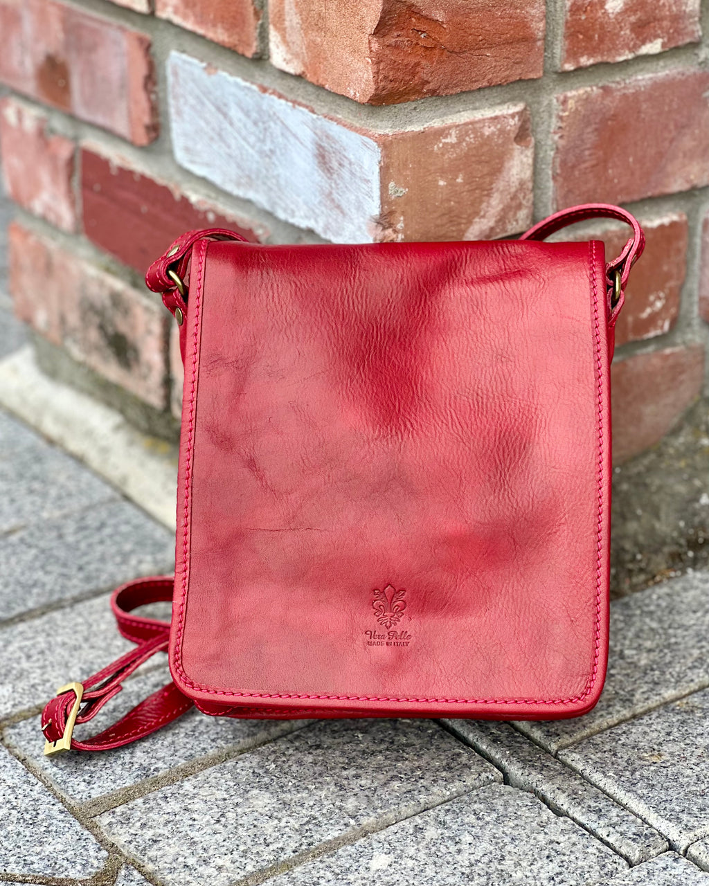 Genuine leather satchel by Emporia Italia - Dark red leather satchel