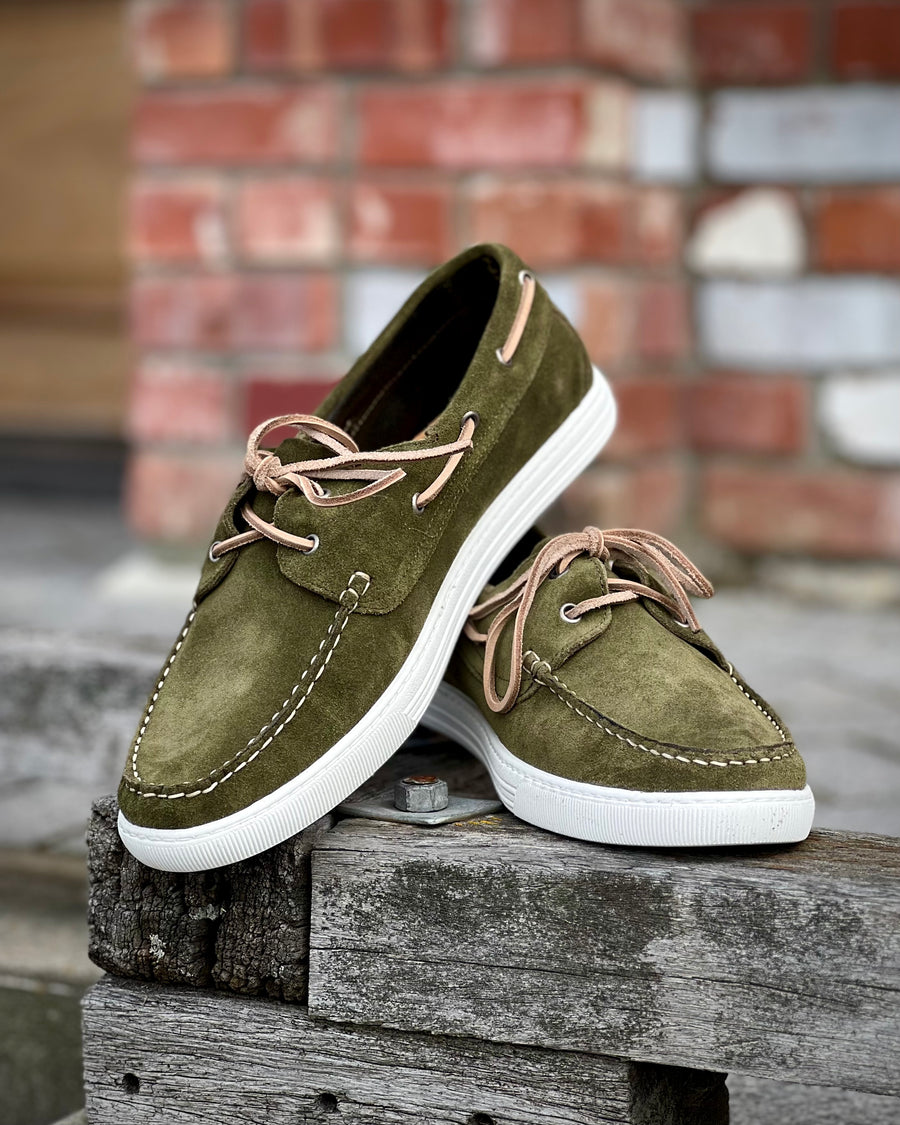 Boat Shoes | Buy Boat Shoes For Men & Women Online in India